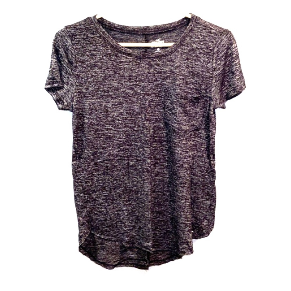NWOT hollister tee!